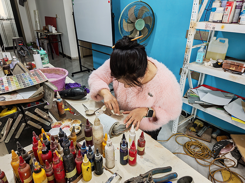 郑州全能修复技术培训|恒新宫匠木雕红木陶瓷树脂工艺品 + 瓷砖美容空鼓修复一体教学(图2)